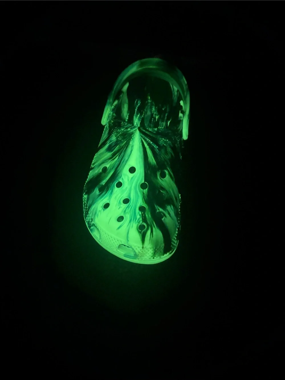 CROCS Kids Glow Clog in Bright Green